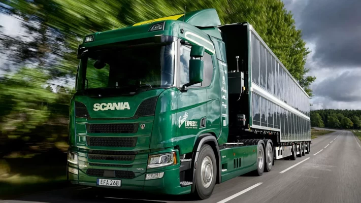 Scania-Sattelschlepper könnte bis zu 10000 km Reichweite von der Sonne erhalten
