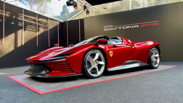 Das neue Mitglied der Ferrari Icona Serie: Daytona SP3