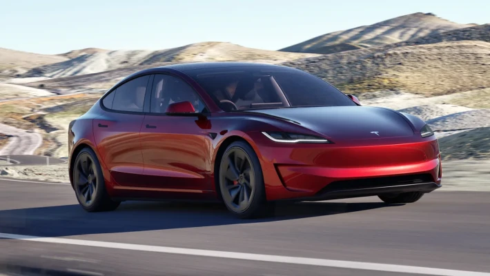 Das neue Tesla Model 3 Performance will den Thron der Hochleistungs-EVs zurückerobern