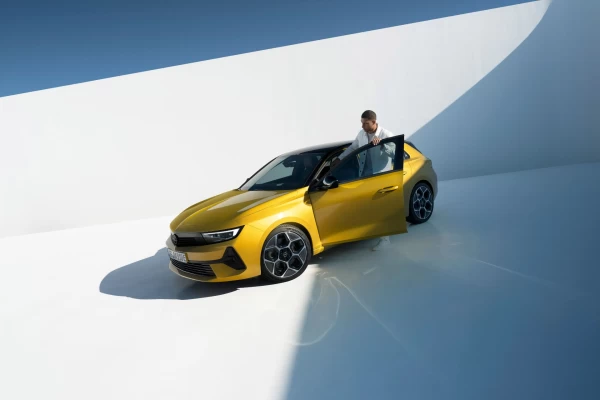 2022 könnte Opel Astra eine Crossover-Variante bekommen