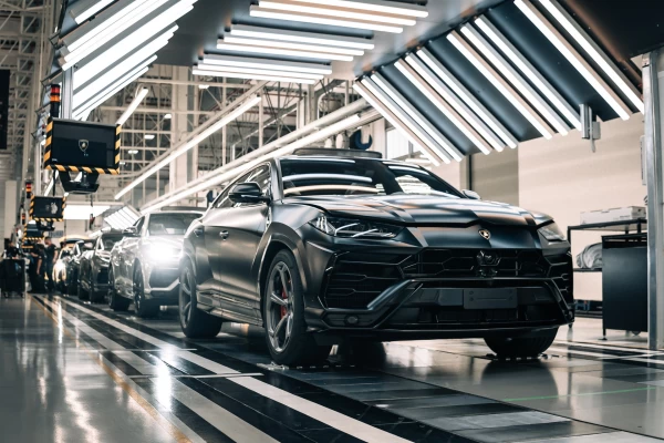Lamborghini bestätigt Debüt von Huracán Sterrato und Urus für dieses Jahr